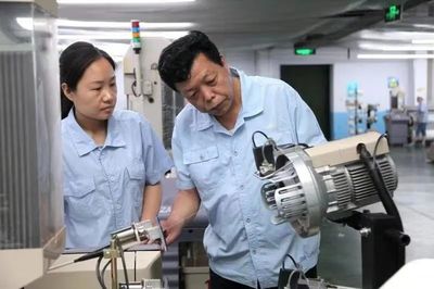 新乡化纤成立新材料研究院 构筑创新引擎，驱动纤维技术研发与产业转化